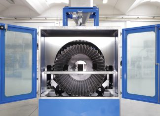 Continuous coating technologies for premium quality petfood