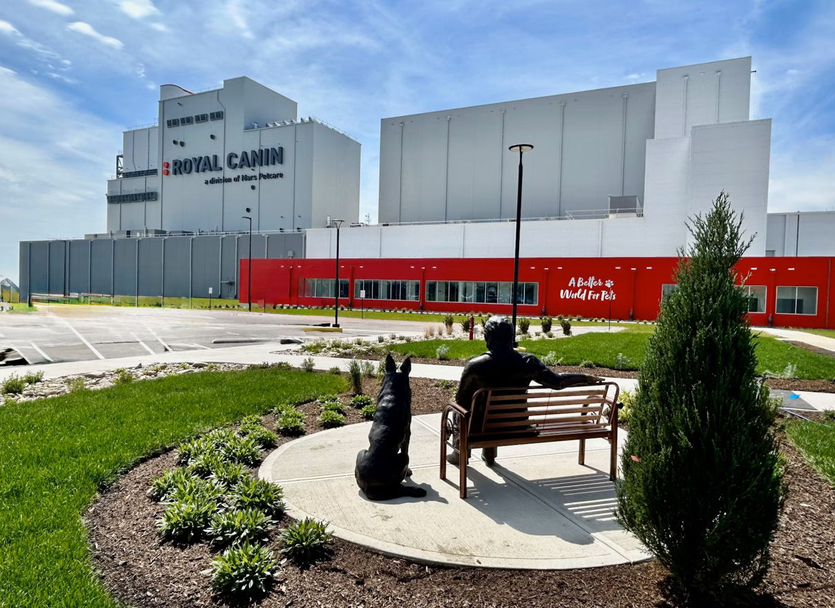 Mars opens £355 million Royal Canin petfood plant in Ohio, USA ...